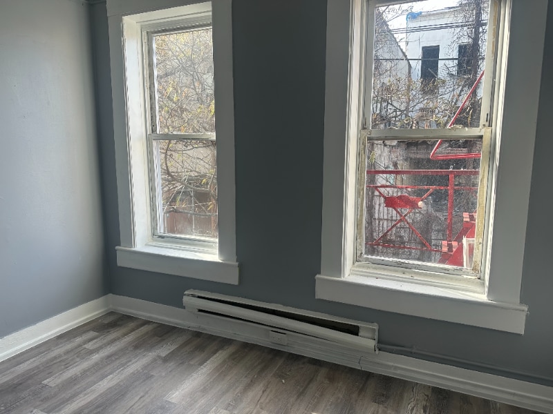 Building Photo - 129 3rd St