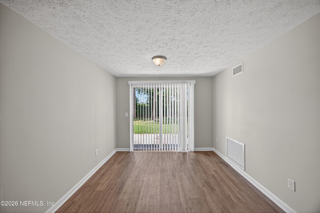 Building Photo - 4177 Timberlake Dr E