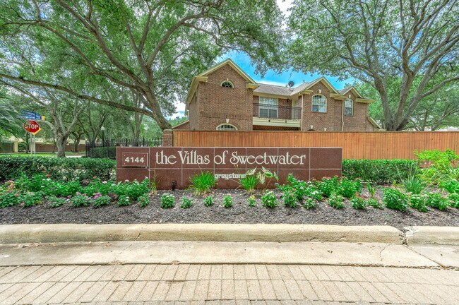Building Photo - 4144 Greystone Way