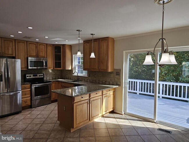 Building Photo - 3332 Piney Ridge Ct