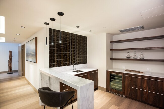 Building Photo - 126 Juan St