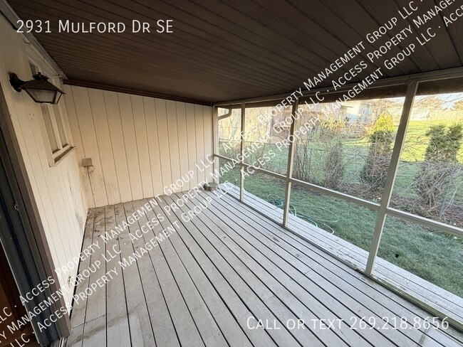 Building Photo - 2931 Mulford Dr SE