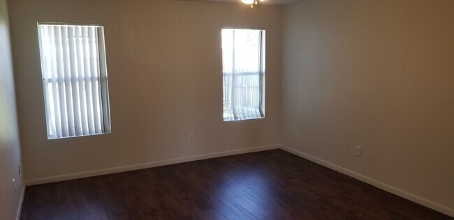 Building Photo - 4311 Janelle Dr