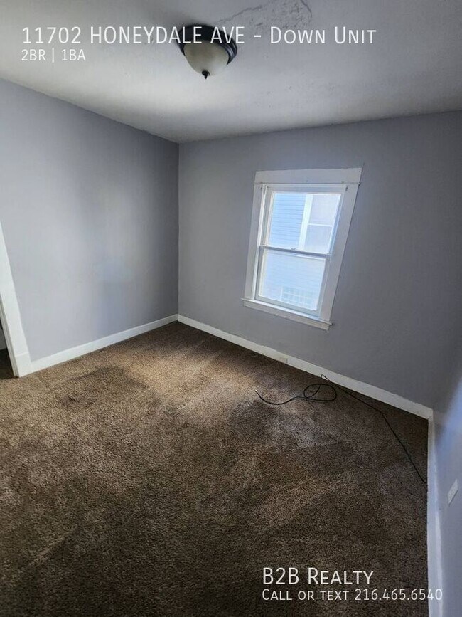 Building Photo - 11702 Honeydale Ave