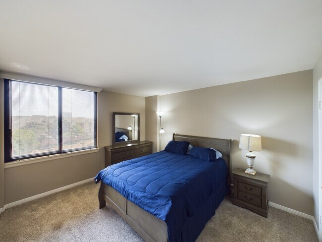 Building Photo - 3525 Sage Rd