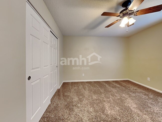 Building Photo - 5154 Torrey Ln