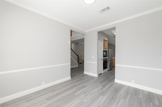 Building Photo - 2313 Hunters Run Dr