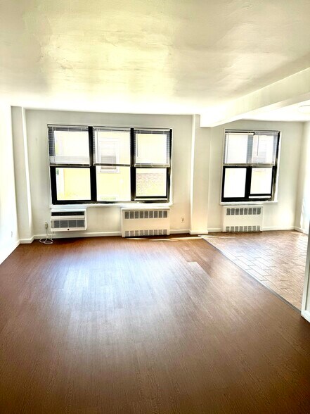 Building Photo - 46 Davis Ave