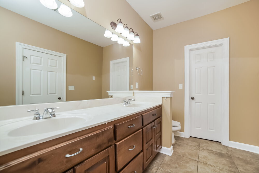 Building Photo - 2733 Graystone Dr