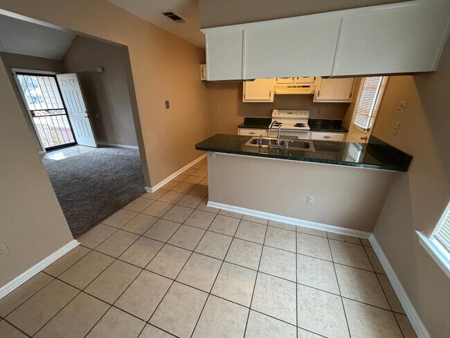 Building Photo - 4315 Appian Cove S