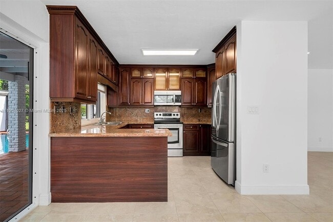 Building Photo - 7575 SW 134th St