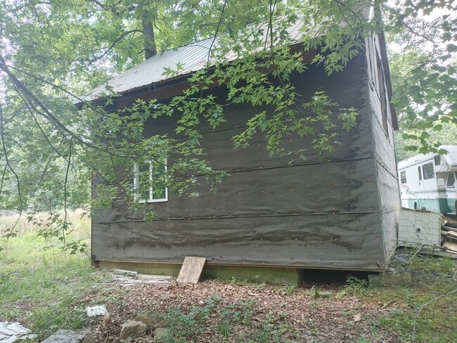 Building Photo - BISMARCK - Cabin with air conditioning ONL...