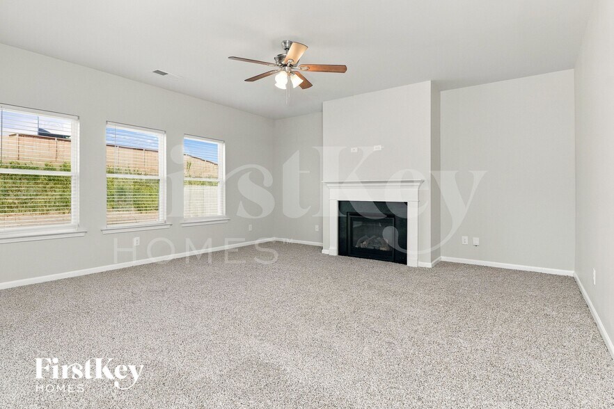 Building Photo - 126 Hadley Wy