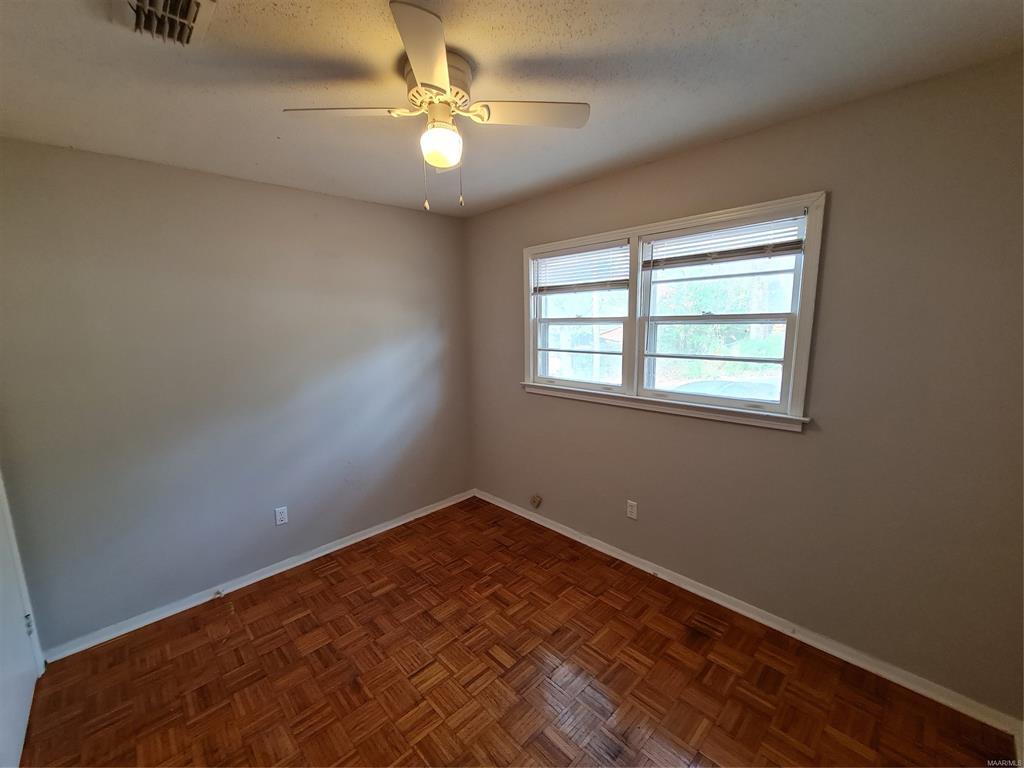 Building Photo - 1618 Midway St