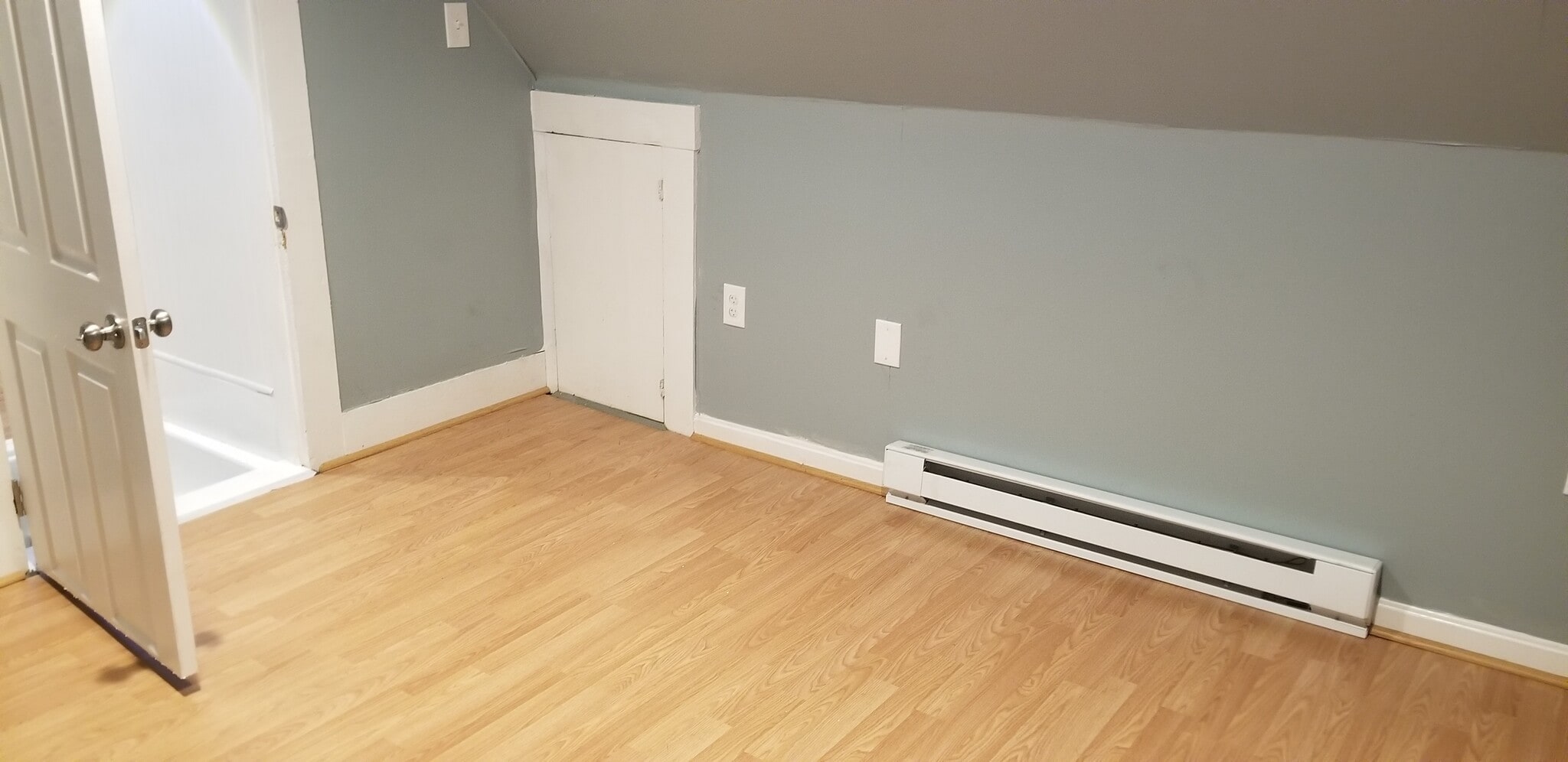 Bedroom 3 - 21 Charles St