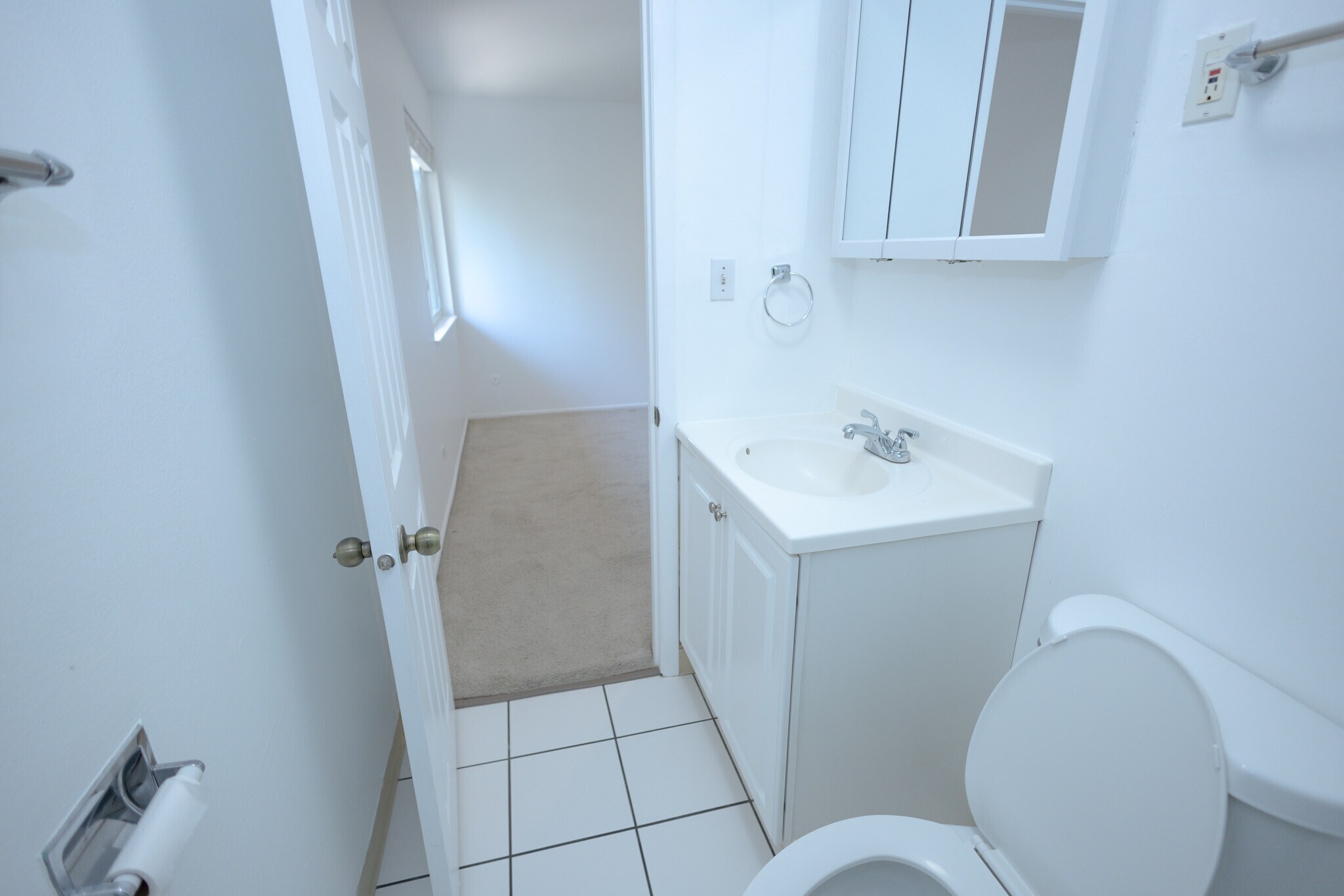 Building Photo - 930 Beau Dr