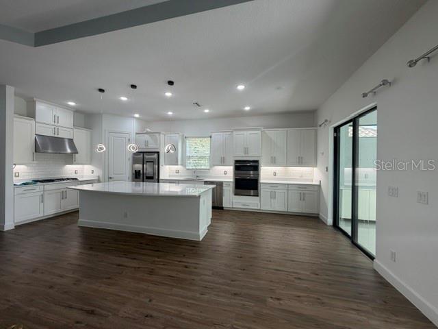 Building Photo - 6289 Mesa Gln