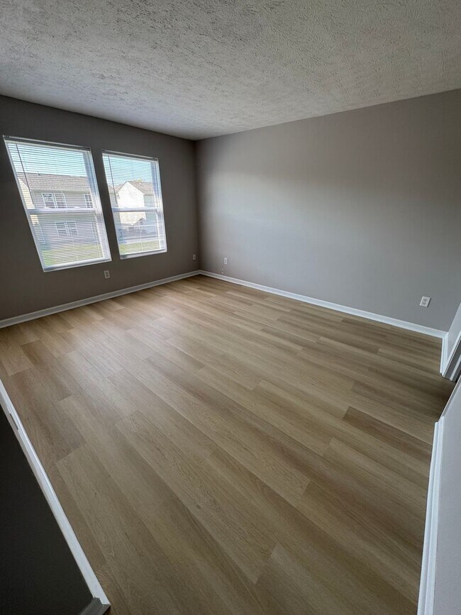 Building Photo - 4074 Lassen Ln