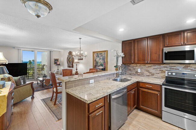 Building Photo - 2929 S Ocean Blvd