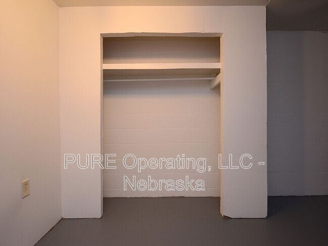 Building Photo - 9310 Binney St