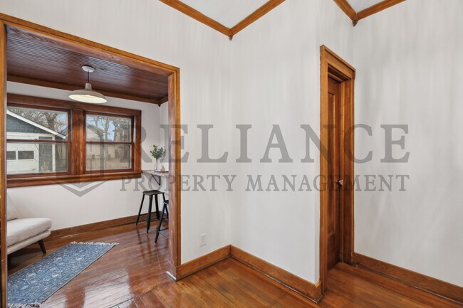 Building Photo - 236 N Holyoke St