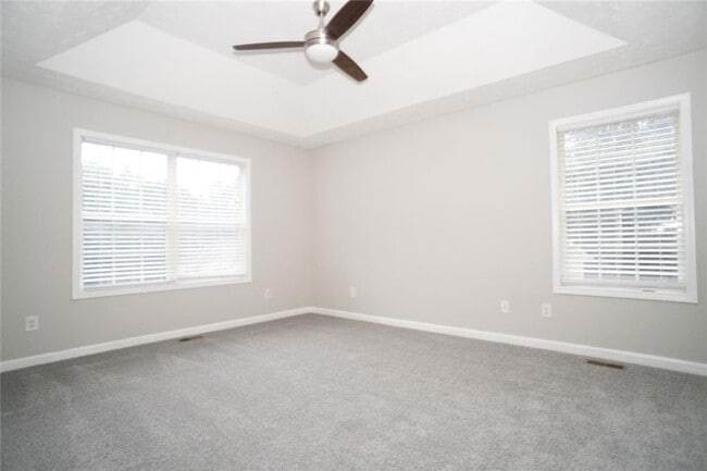 Building Photo - 52 Fieldstone Ct