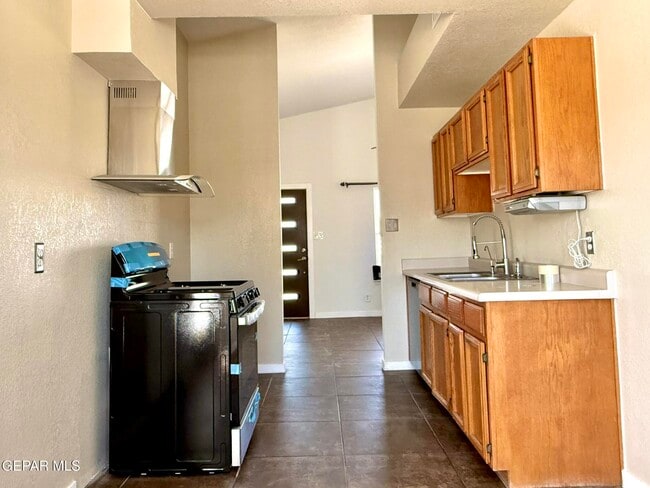 Building Photo - 1217 Iguana Pl