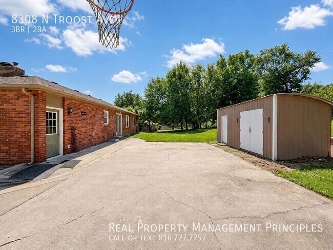 Building Photo - 8308 N Troost Ave