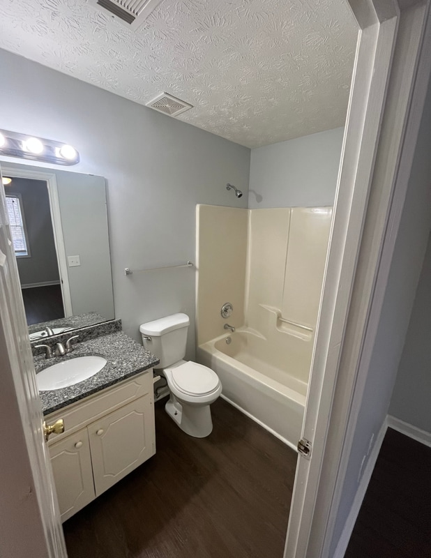 Building Photo - 2606 Kennon Ct