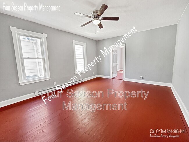 Building Photo - 116-118 Elm Street - 118b