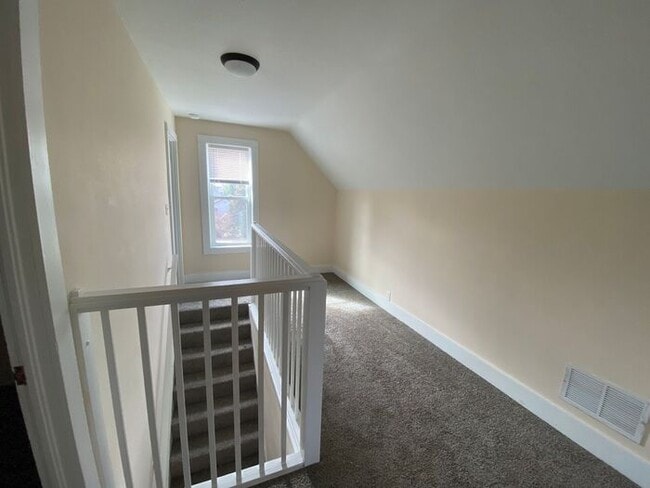 Building Photo - Beautiful Home In Berrien Springs