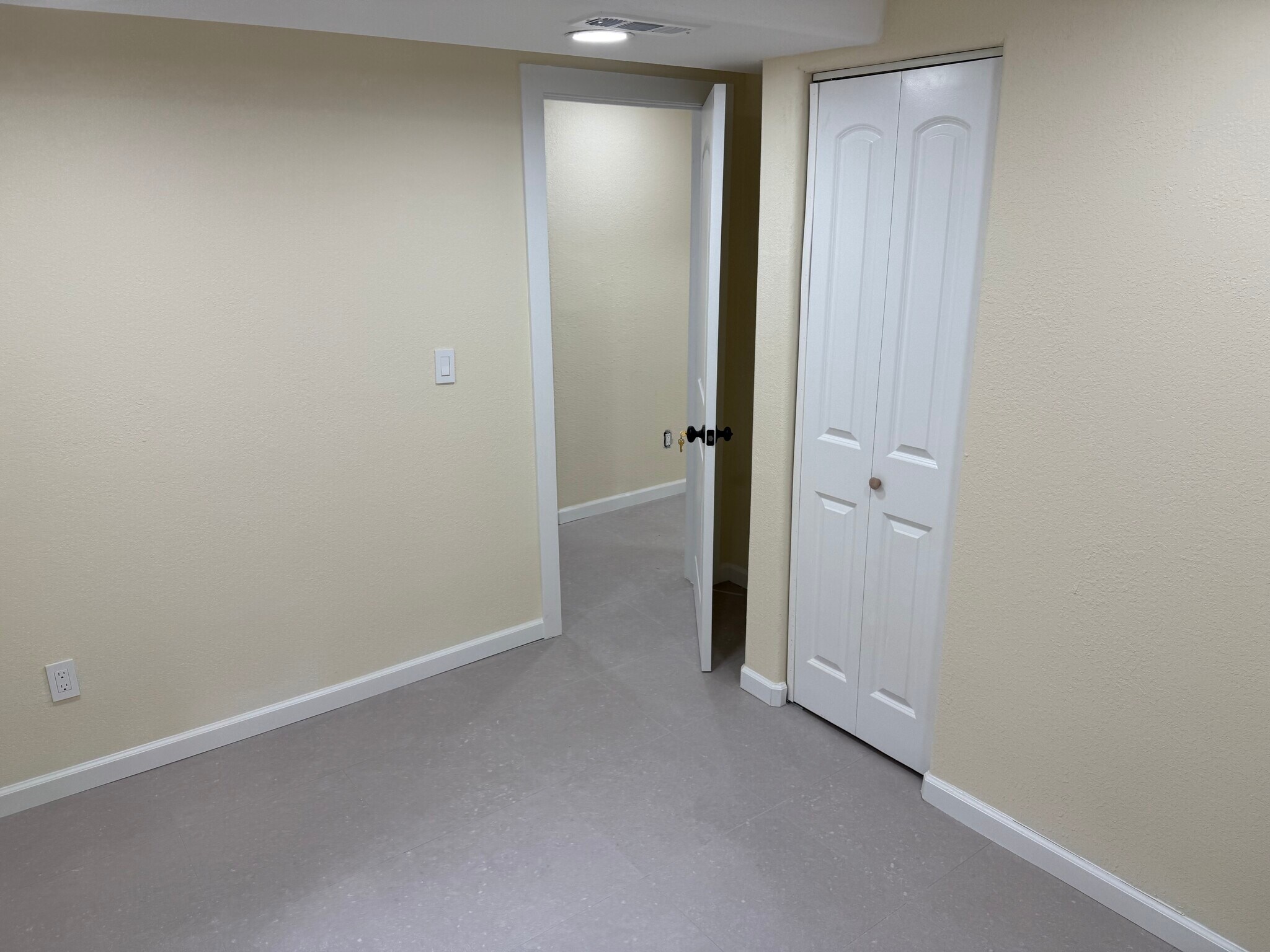Basement bedroom 1 - 2675 S University Blvd