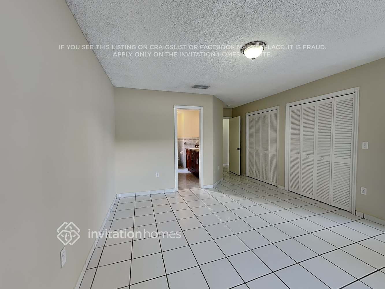 Building Photo - 4711 SW 142nd Ct