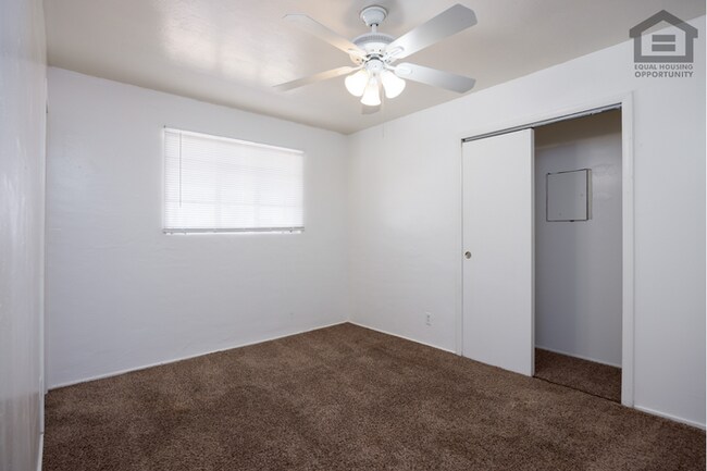 Building Photo - 3Bed/1.5Bath House at Northern Ave/31st Ave! Move-In Ready on 07/16/2026! -- NO HOA!
