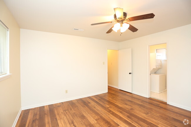 Living Room - Lanai Apartments