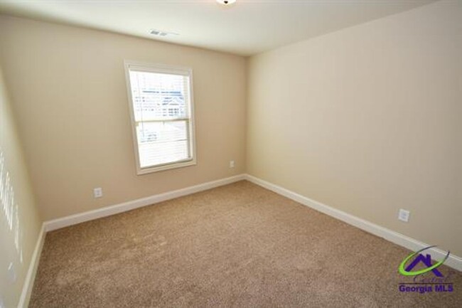 Building Photo - 204 Otters Rdg Dr