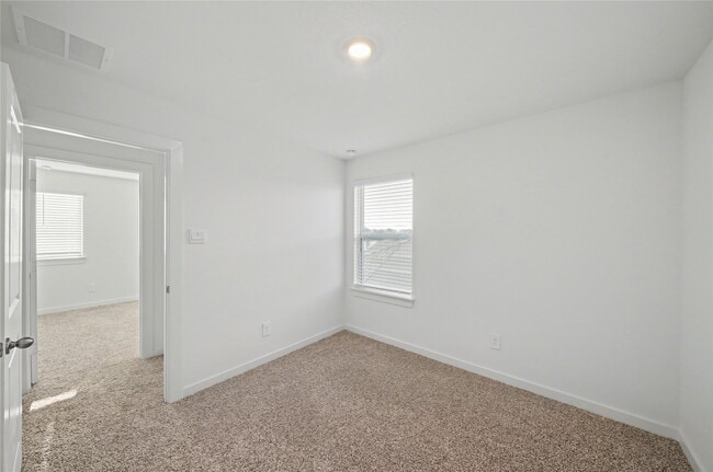 Building Photo - 4307 Camden Lakes St