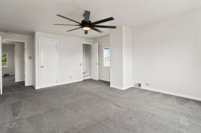 Building Photo - 6281 5000 N