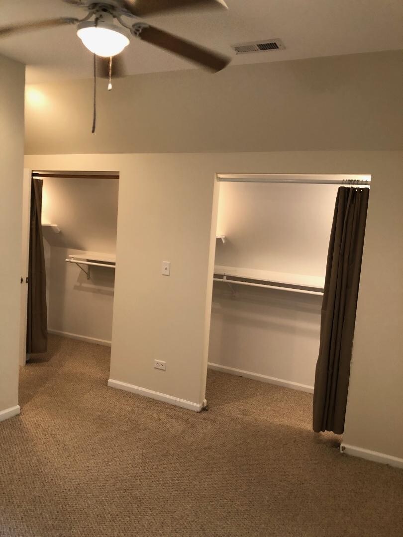 Building Photo - 1709 Irving Park W Rd