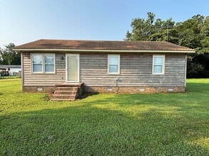 Building Photo - 706 Muddy Creek Rd