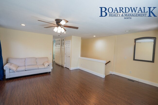 Building Photo - Main-Level 3 Bed / 2 Bath Home in Farmington
