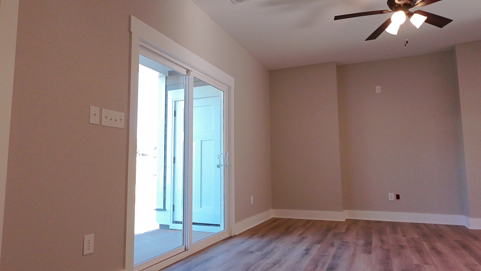 Building Photo - 231 Pine Needle Rd