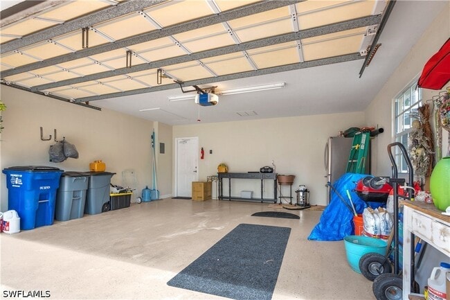 Building Photo - 14706 Escalante Way