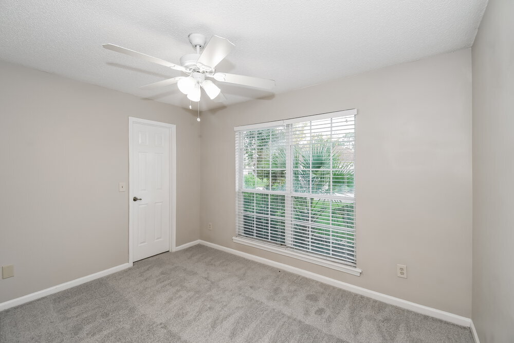 Building Photo - 3571 Barbizon Ct