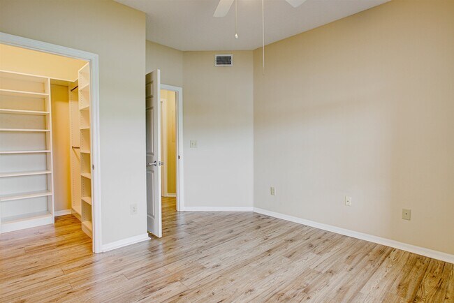 Building Photo - 20102 Harbour Vista Cir