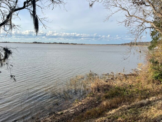 Building Photo - 6621 Purvis Rd