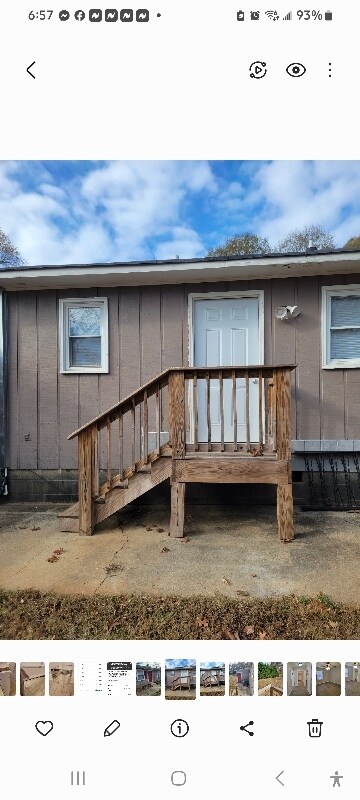 Building Photo - 11200 Pine Grove Ave