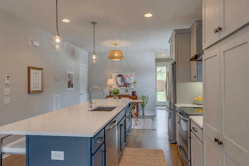 Building Photo - 312 Prince Ave