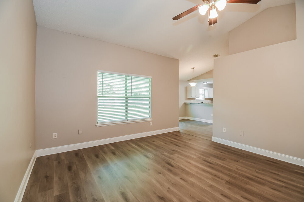 Building Photo - 6638 Lana Ln