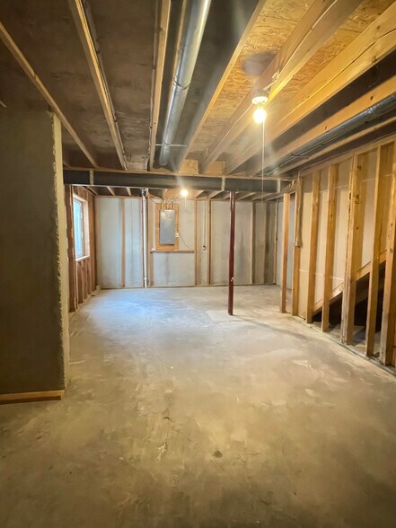 Building Photo - 4419 N 106th St